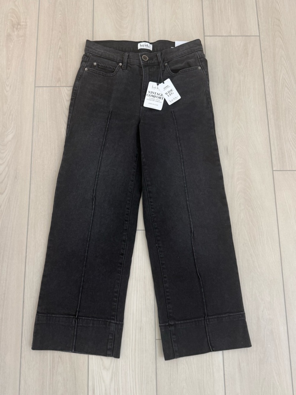 Black Wide-Leg Jeans